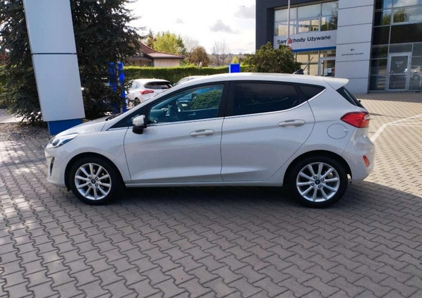 Ford Fiesta cena 57900 przebieg: 46558, rok produkcji 2020 z Poznań małe 352